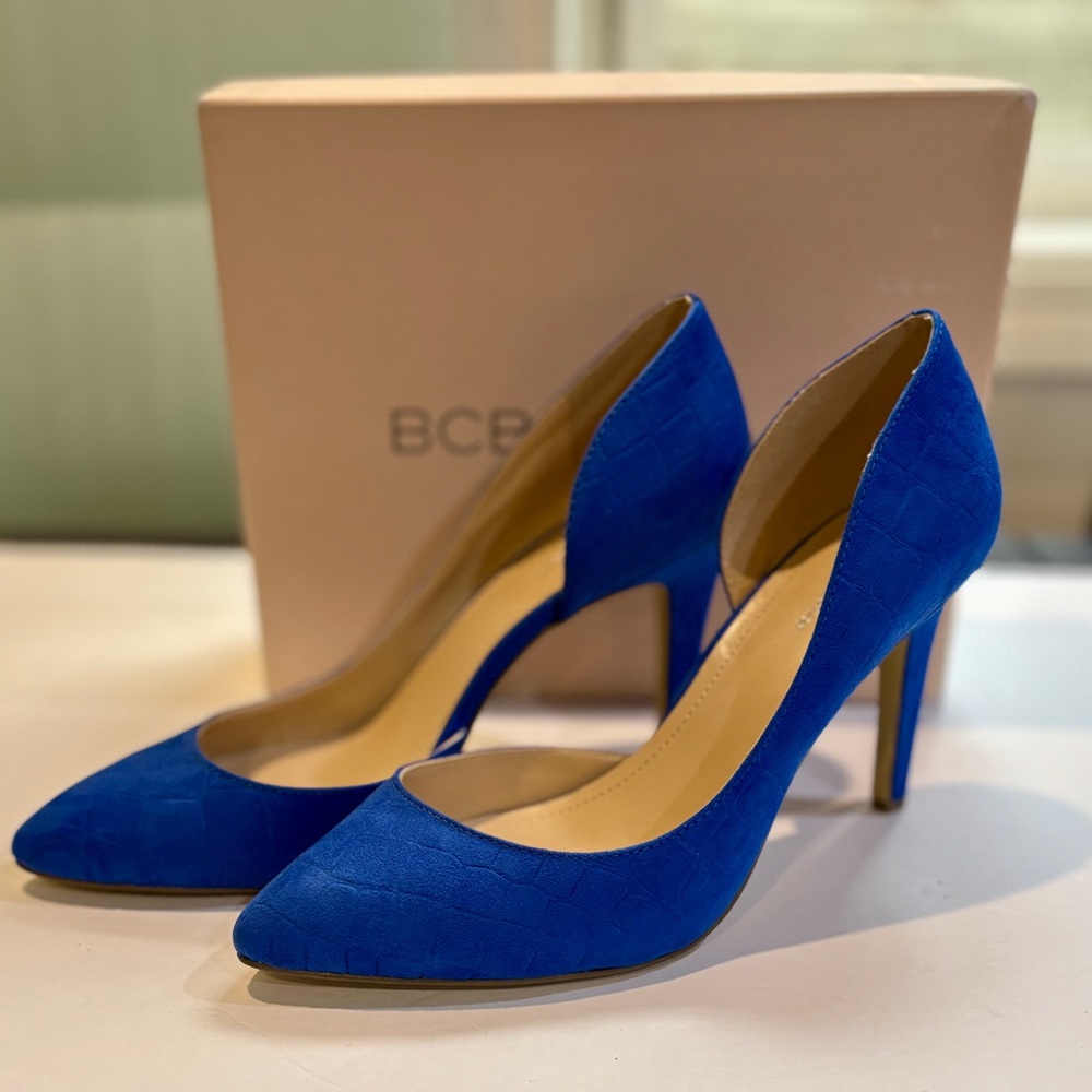 BCBGeneration Royal Blue D’Orsay Pointed Toe Pumps Size 8 Stiletto Heels